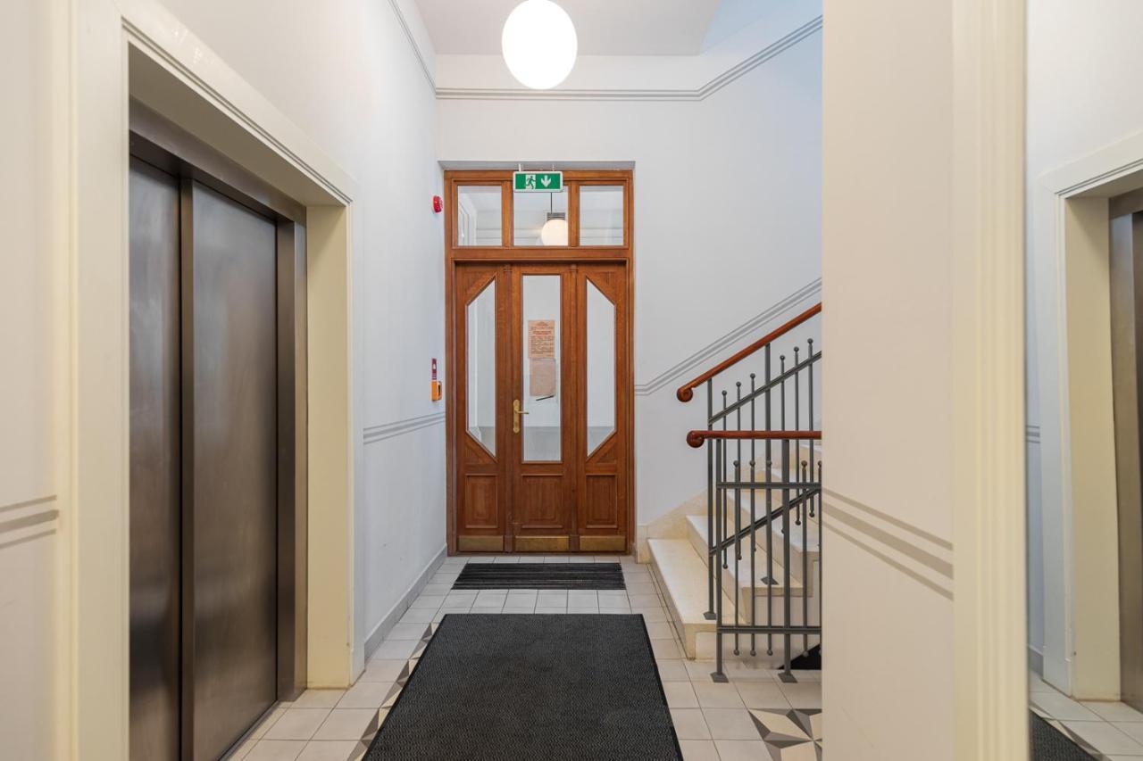 ורשה Rent Like Home - Targowa 21 מראה חיצוני תמונה